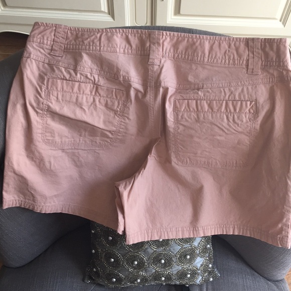 DKNY shorts. EUC - Picture 3 of 3